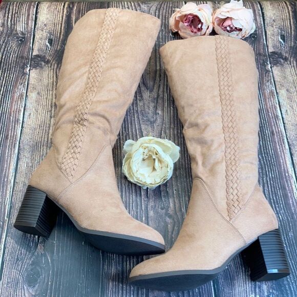 Journee Collection Blush Micro-Suede Wide Calf Gentri Boots 10M-WC - Picture 1 of 8